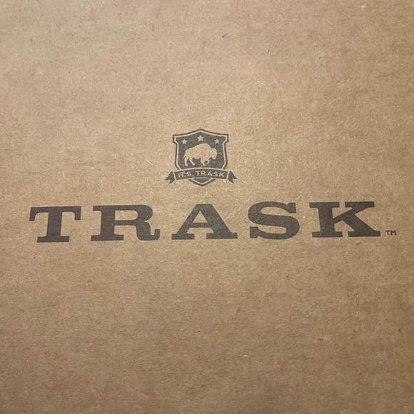 Brand new never worn trask sandals - Picture 1 of 4